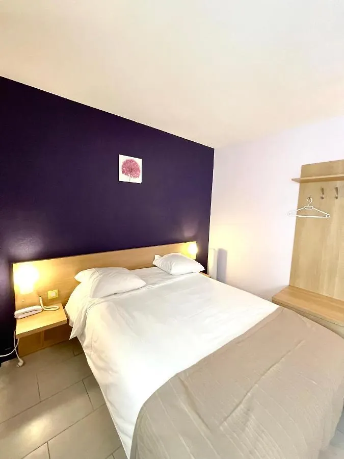 Tipi Hotell Paris 2*,  Frankrike