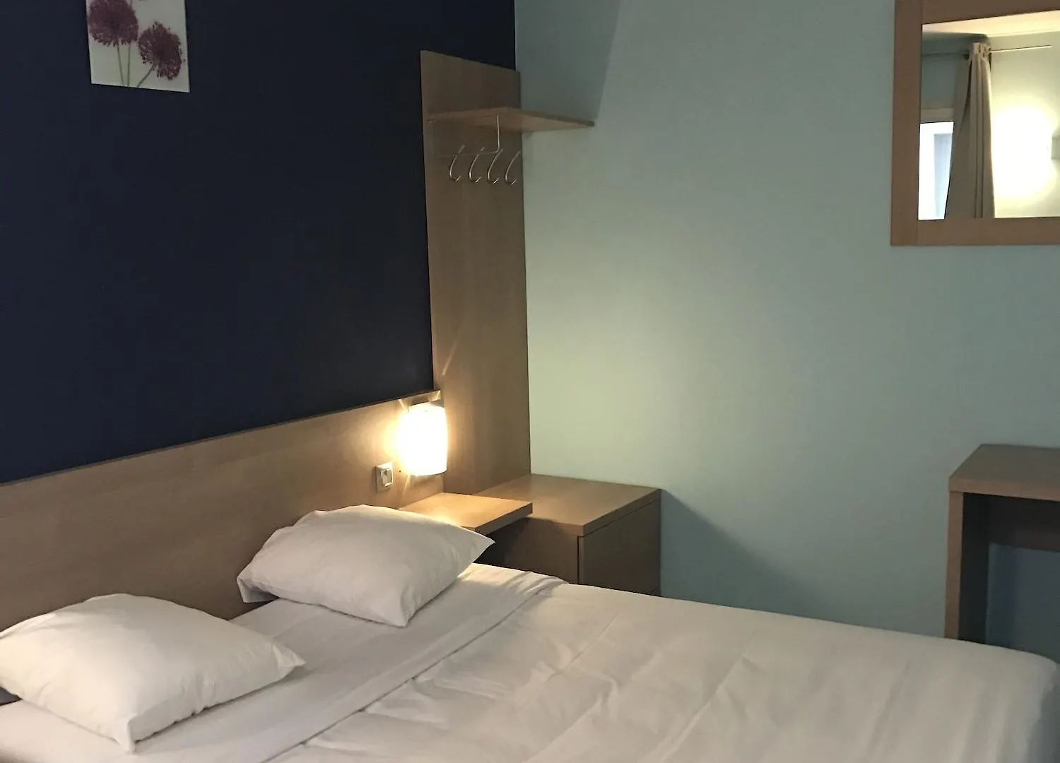 **  Tipi Hotel Paris France