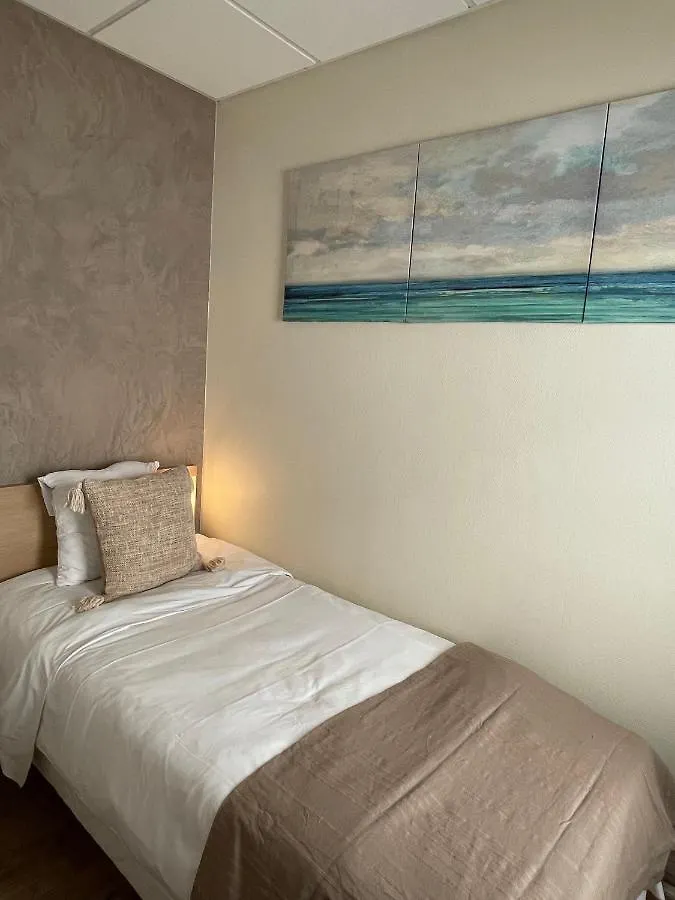 Tipi Hotel Paris 2*,