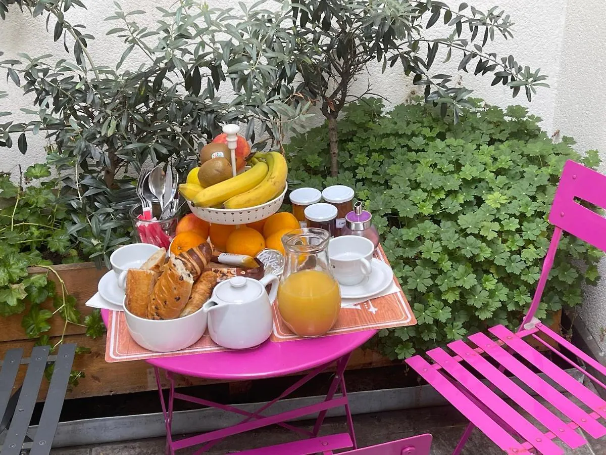 Tipi Hotel Paris 2*,  France