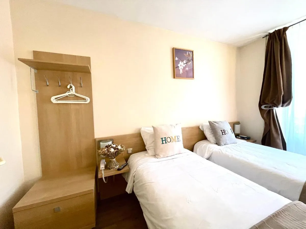 Tipi Hotel Paris